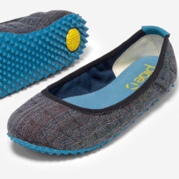 PLAE Crosby Ballet Flats Black Opal Size 6 - Picture 1 of 10